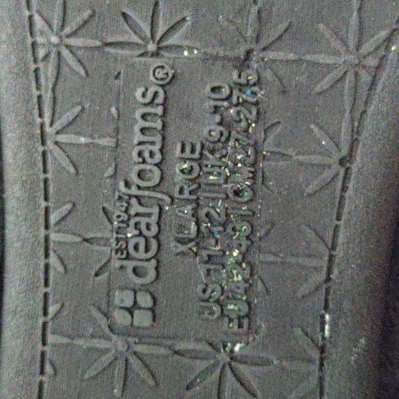 NWOT Plush Fuzzy Memory Foam Boot Slippers - Picture 5 of 8